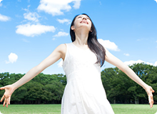 リラックスした女性