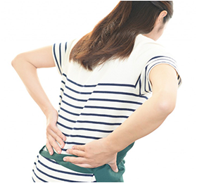腰痛の女性